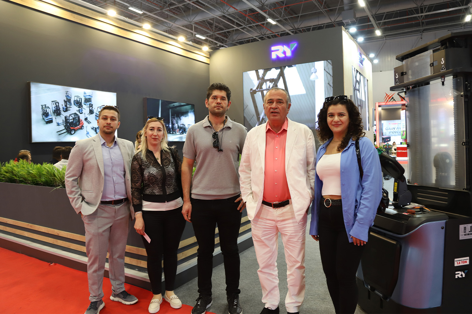 Królewski wózek do spalania wewnętrznego w Peru